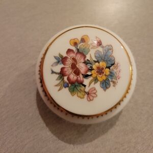 Coalport Bone China Trinket Box